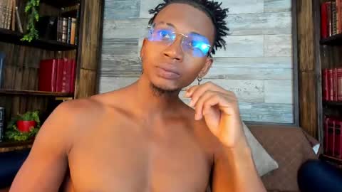 Snapshot of jamalmyst_ chatting on March 11, 7:36 pm online show from March 11, 7:36 pm