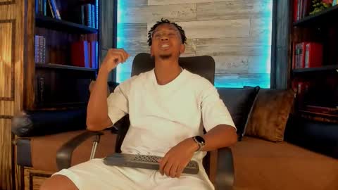 Snapshot of jamalmyst_ chatting on September 17, 3:30 am online show from September 17, 3:30 am