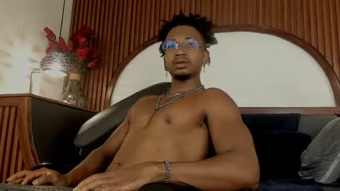   online show from April 18, 10:52 am