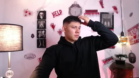 Snapshot of james_cr chatting on October 25, 2:30 am james_cr online show from October 25, 2:30 am