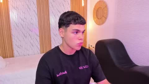 James online show from September 26, 8:13 pm