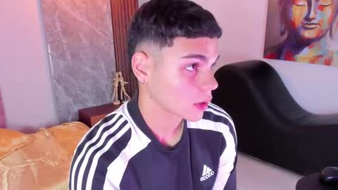 James online show from October 4, 8:07 pm