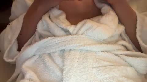 jamesdean0101 online show from April 12, 2:00 pm