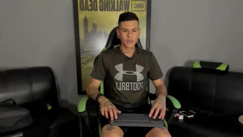 Jamesinked  online show from December 21, 5:03 am