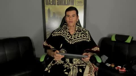 Jamesinked  online show from February 16, 5:04 am