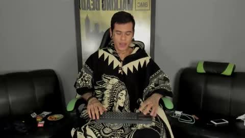 Jamesinked  online show from February 26, 4:14 pm