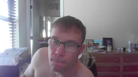 Snapshot of jamesjewels chatting on February 14, 6:40 pm jamesjewels online show from February 14, 6:40 pm