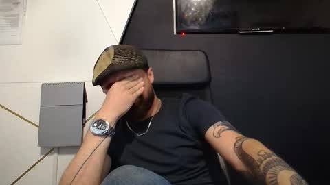 Snapshot of jamesmyersx chatting on October 11, 5:50 am JamesMyers online show from October 11, 5:50 am