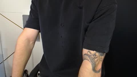 Snapshot of jamesmyersx chatting on October 15, 6:35 am JamesMyers online show from October 15, 6:35 am