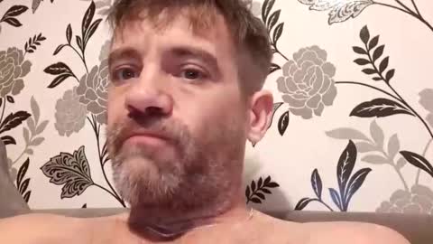 jamie198307 online show from April 5, 9:56 pm