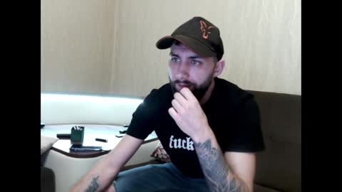 Robbie online show from February 13, 6:41 am