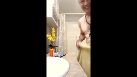 Snapshot of jamieshaneblueeyeswyo307 chatting on November 4, 12:32 am Supafly307blueeyes9in online show from November 4, 12:32 am