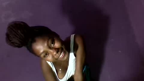 Snapshot of jamila531017 chatting on December 1, 11:48 am jamila531017 online show from December 1, 11:48 am