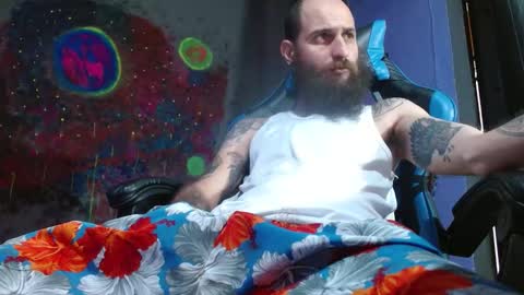 Jammes. online show from February 1, 5:37 pm