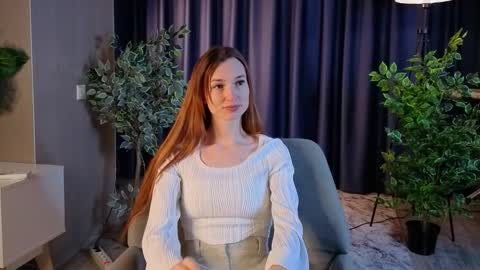 Snapshot of jammiemytych chatting on February 25, 1:04 am Violetta online show from February 25, 1:04 am