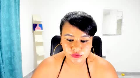 Snapshot of jan_milkhot chatting on November 20, 4:01 am jan_milkhot online show from November 20, 4:01 am