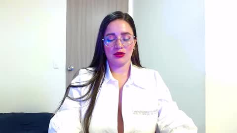 Snapshot of jane_and_paul1 chatting on February 5, 2:40 am    online show from February 5, 2:40 am