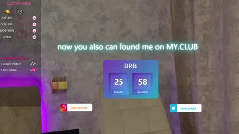 Snapshot of jane_meys chatting on February 1, 8:08 am your kitty JANE roawww online show from February 1, 8:08 am