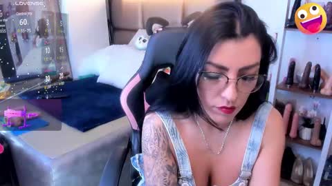 Snapshot of janette_rider chatting on March 11, 3:05 am Janette rider online show from March 11, 3:05 am