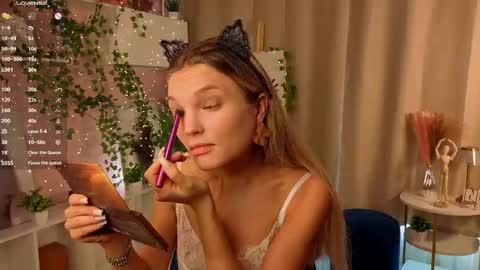 Hi Im Alice and here youll find something online show from November 9, 8:34 am