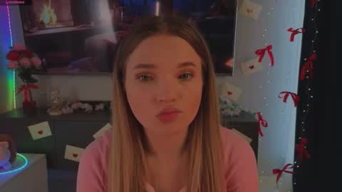 Hi Im Alice and here youll find something online show from March 21, 6:40 am