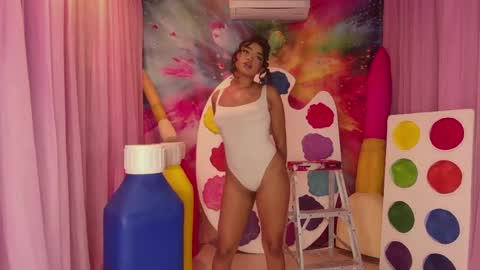 Janinne  online show from April 18, 11:03 am