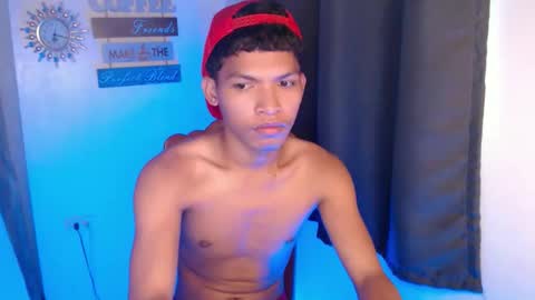 janlloyd04 online show from September 26, 4:05 am