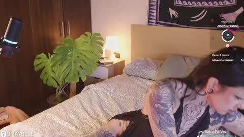   jmaybe e online show from January 10, 2:45 pm