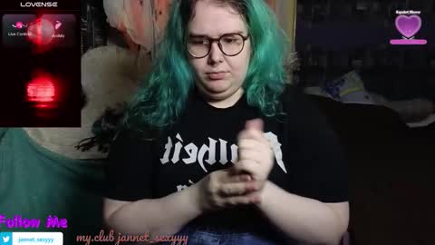 Snapshot of jannet_star chatting on October 26, 2:17 am Jannet online show from October 26, 2:17 am