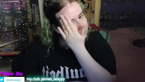 Jannet online show from April 3, 11:25 pm