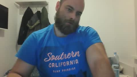 Snapshot of januszcygan chatting on November 15, 12:19 am januszcygan online show from November 15, 12:19 am