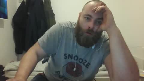 Snapshot of januszcygan chatting on December 20, 1:56 am januszcygan online show from December 20, 1:56 am