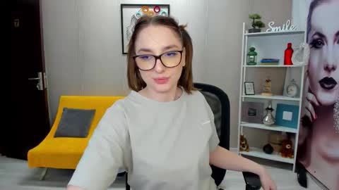 Snapshot of jaquelinlaurent chatting on September 9, 6:40 pm JaquelinLaurent online show from September 9, 6:40 pm