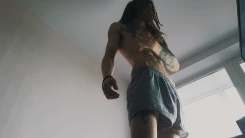 Snapshot of jaredhighborne chatting on April 29, 10:30 am K online show from April 29, 10:30 am