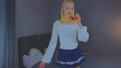 Jasmi online show from February 18, 5:03 am