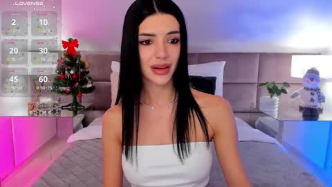 Snapshot of jasmilynn chatting on December 20, 8:12 pm Jasmi online show from December 20, 8:12 pm