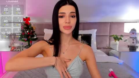 Snapshot of jasmilynn chatting on December 26, 2:12 am Jasmi online show from December 26, 2:12 am