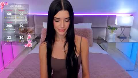 Snapshot of jasmilynn chatting on September 25, 5:33 am Jasmi online show from September 25, 5:33 am