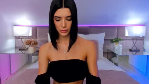 Snapshot of jasmilynn chatting on October 18, 12:28 pm Jasmi online show from October 18, 12:28 pm