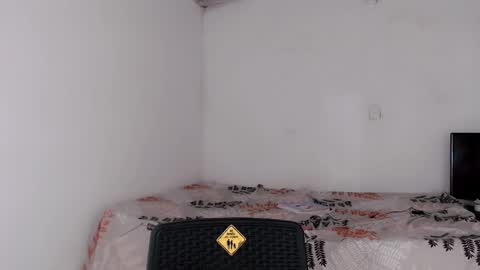 Snapshot of jasmin_brunette_ chatting on December 1, 11:37 am Jasmin online show from December 1, 11:37 am