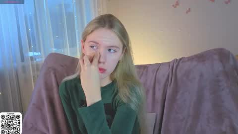 Chloe online show from February 17, 7:05 am