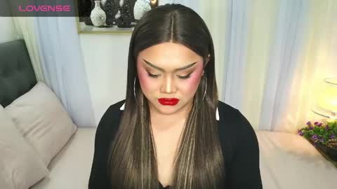 Jasmine Brandy online show from April 11, 3:33 am