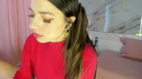 Snapshot of jasmine_hyper_1 chatting on December 26, 5:08 pm Jas online show from December 26, 5:08 pm