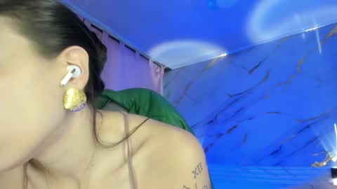 Snapshot of jasmine_hyper_1 chatting on March 12, 9:13 pm Jas online show from March 12, 9:13 pm