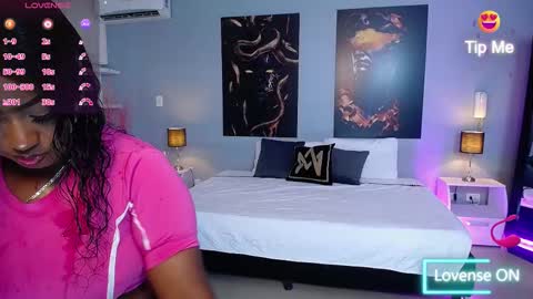 Instagram jasminecampbell1  online show from March 24, 1:38 pm