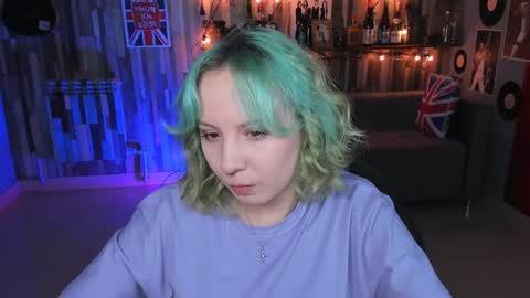 Snapshot of jasminemilko chatting on December 15, 8:19 am Jasmine online show from December 15, 8:19 am
