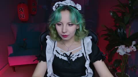 Snapshot of jasminemilko chatting on December 17, 5:07 am Jasmine online show from December 17, 5:07 am