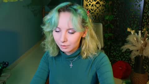 Snapshot of jasminemilko chatting on December 26, 5:04 am Jasmine online show from December 26, 5:04 am