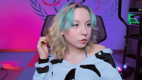 Snapshot of jasminemilko chatting on January 4, 8:06 am Jasmine online show from January 4, 8:06 am