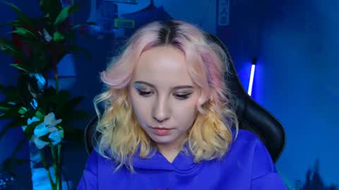 Snapshot of jasminemilko chatting on February 25, 8:14 am Jasmine online show from February 25, 8:14 am